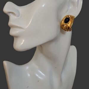 VTG AVON 1994 Etruscan Style Essential Treasures Clip-on Earrings